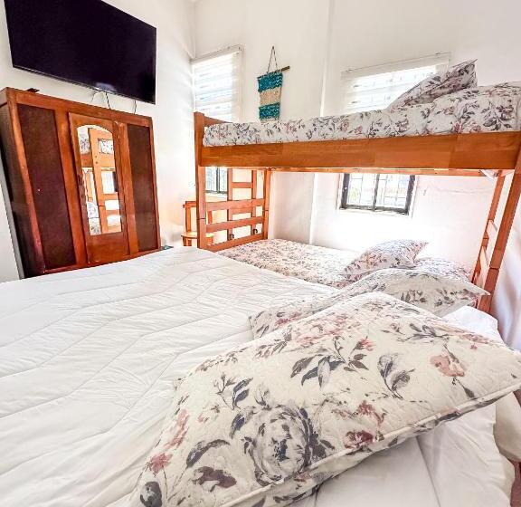 Четырехместный Номер Стандарт, Club House Concón