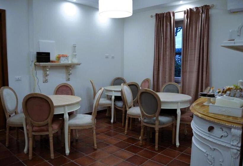 اتاق لوکس, La Magnolia 140