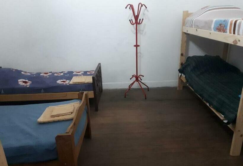 이코노미 쿼드러플룸(공용 화장실), Alojamiento Hostel Lodeolga La Florida