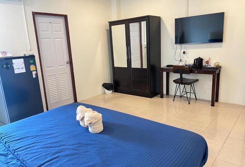 Номер Стандарт, Ab House
