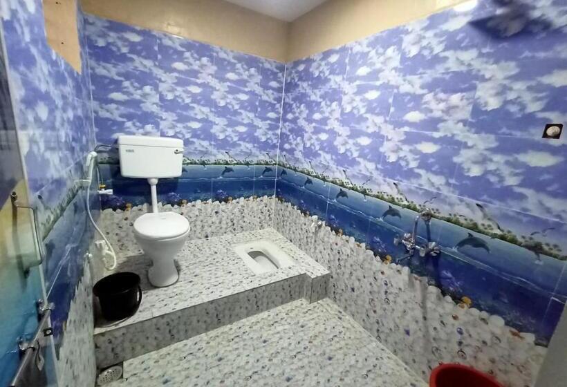 Номер Стандарт, Sawami Om Bhakat Niwas Resort, Akkalkot