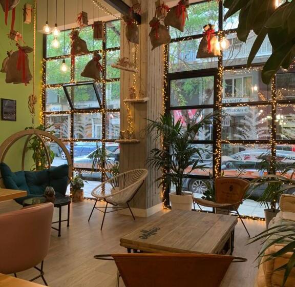 Quarto Deluxe, Blue Bottle Boutique