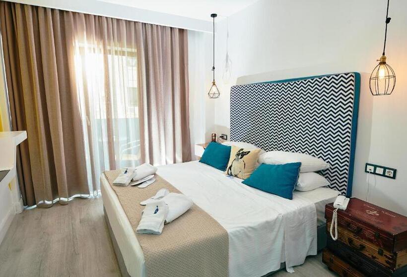 Quarto Deluxe, Blue Bottle Boutique