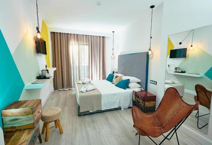 Quarto Triplo Deluxe, Blue Bottle Boutique
