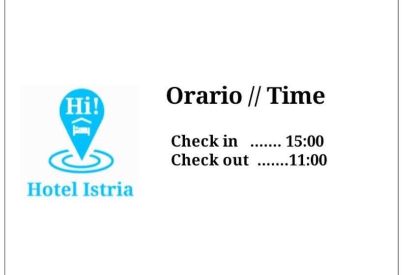 اتاق استاندارد با سرویس بهداشتی مشترک, Istria