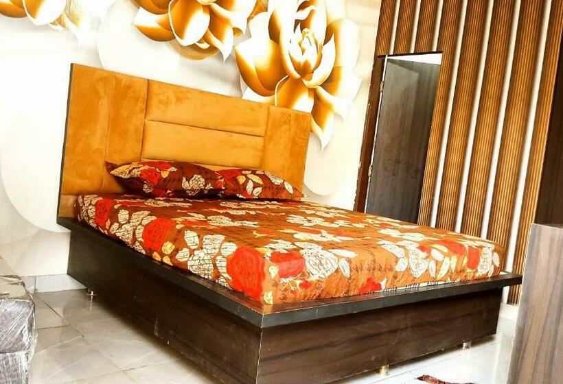Номер Economy, Paradise Inn    Lpu Law Gate