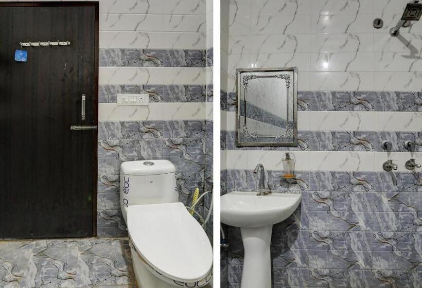 Трехместный Номер Классика, Paradise Inn    Lpu Law Gate