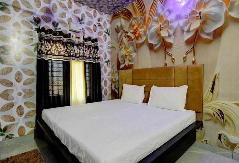 Трехместный Номер Классика, Paradise Inn    Lpu Law Gate