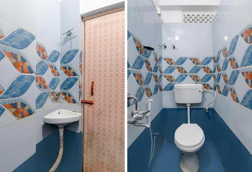 חדר קלאסי לשלושה, Spot On Omm Kaar Lodge