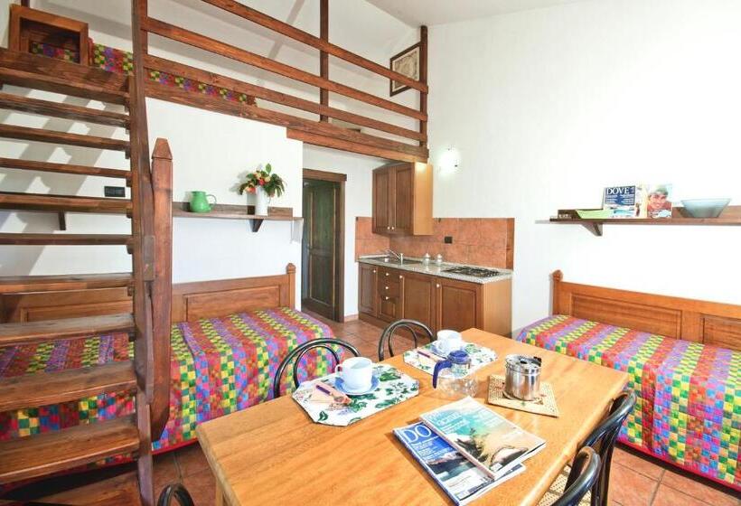 带1个卧室的带阳台的公寓, Residence With Swimming   Pool In Guardistallo