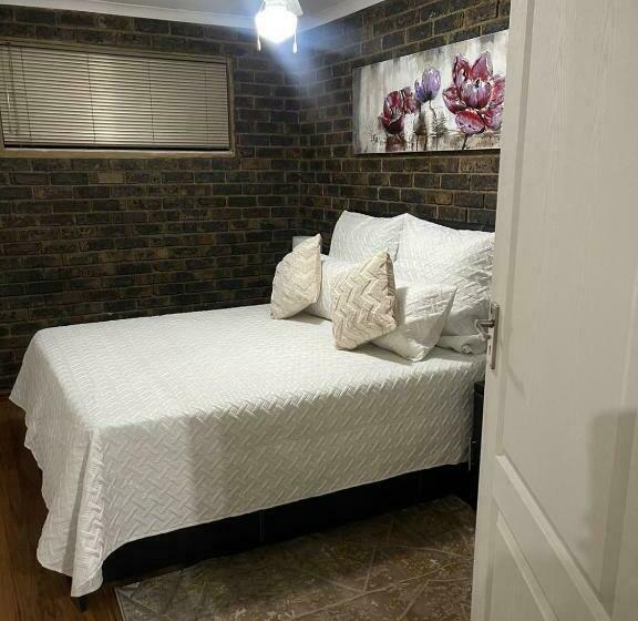 스탠다드 룸, We Love Properties Guest House