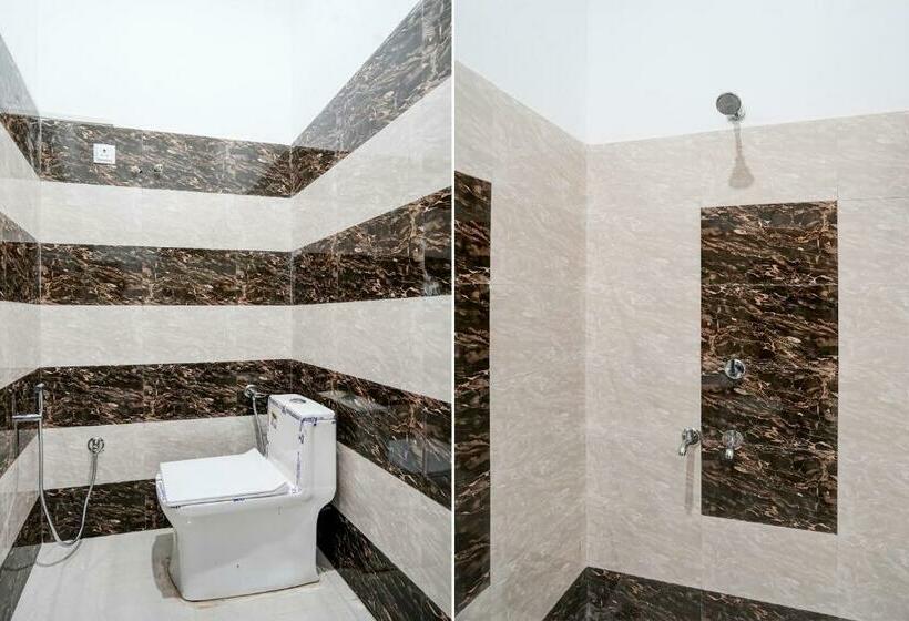 Трехместный Номер Классика, Oyo 81362 Sahara Guest House