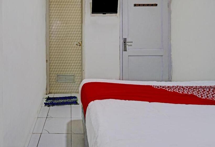 Номер Стандарт, Oyo 92726 Geulis Guest House