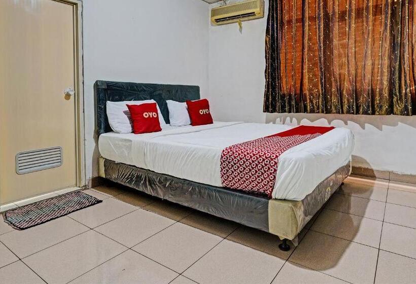 Номер Deluxe Кровать Кинг, Oyo 92726 Geulis Guest House
