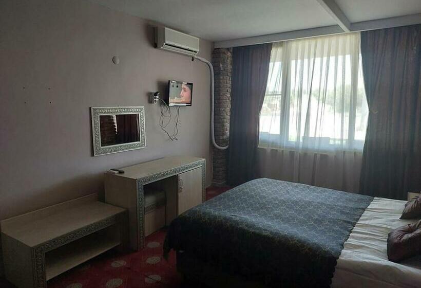Номер Стандарт Трехместный, Ipsala Mola Otel