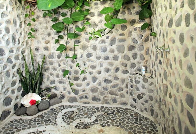 بانگلوی استاندارد با چشم‌انداز دریا, Matangi Private Island Resort