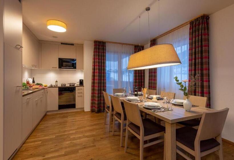 Апартаменты 3 Спальни, Pradas Resort Brigels