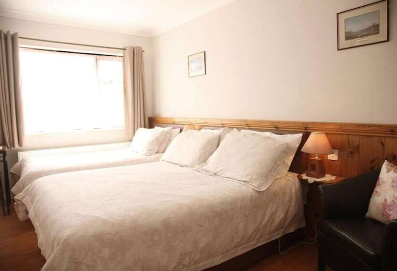 Семейный Номер, Torine House