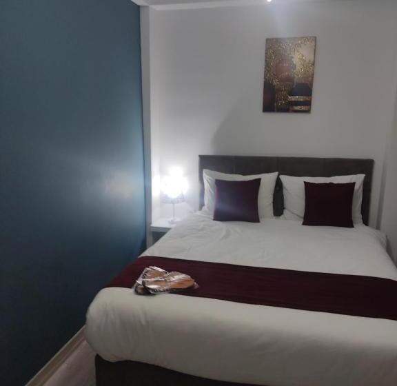 Четырехместный Номер Стандарт, Istanbul Airport Family Suites