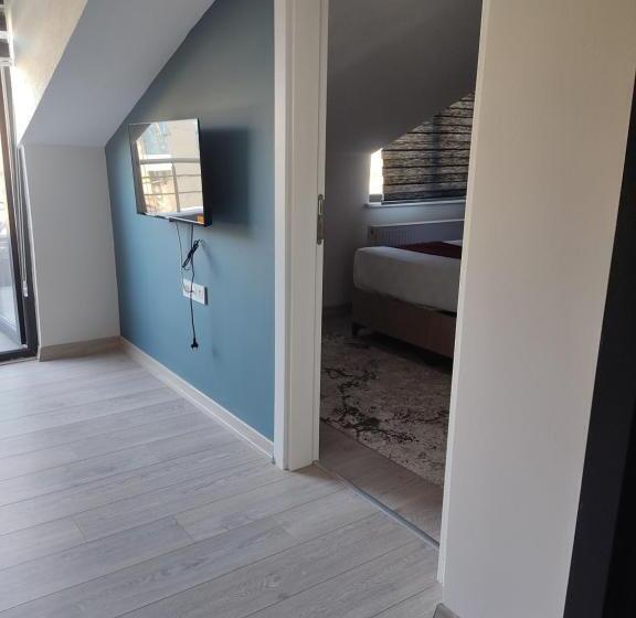 Семейный Номер, Istanbul Airport Family Suites
