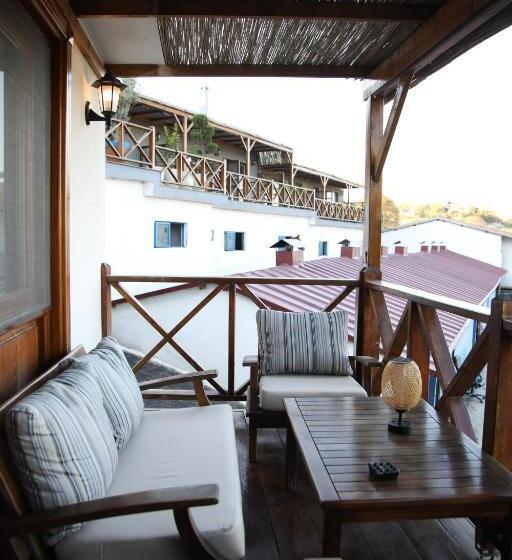 标准间带阳台, Mavi̇ At Hotel Blue Horse