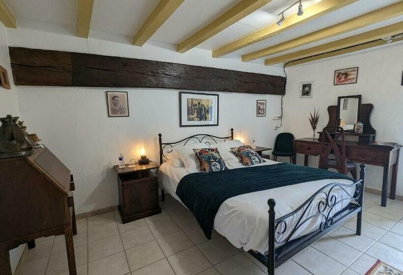 Номер Стандарт, Guestroom Bouges Le Château, 1 Pièce, 2 Personnes   Fr 1 591 523
