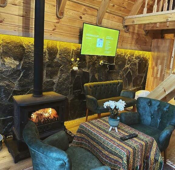 スイート（家族用）, Ri̇ze Sereni̇ty Bungalov