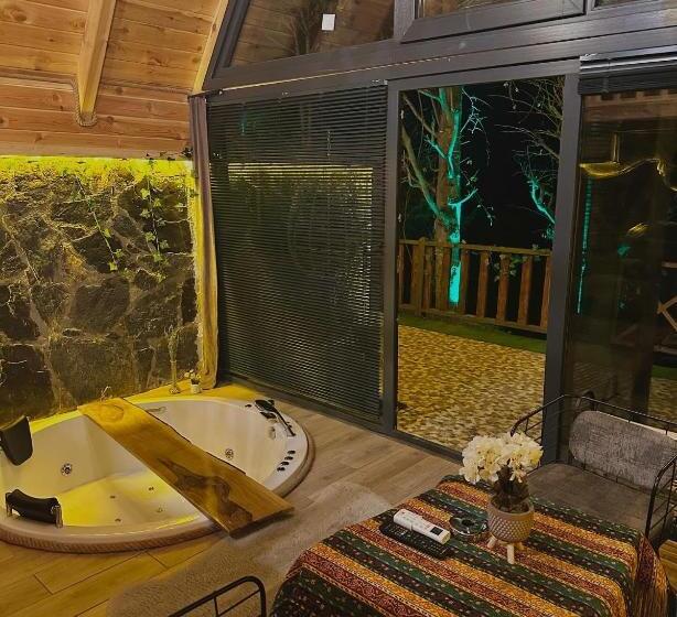 ガーデンビュースーペリアールーム, Ri̇ze Sereni̇ty Bungalov