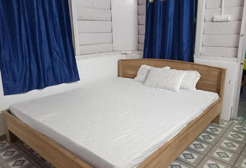 Номер Deluxe с Балконом, Dooars Velley Home Stay