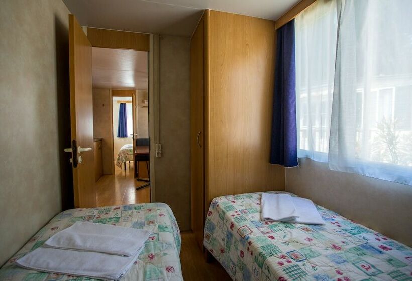 Дом 2 Спальни, Arena Stupice Camping Homes