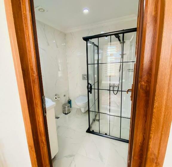 اتاق استاندارد سه نفره, Stylish Hotel Old City