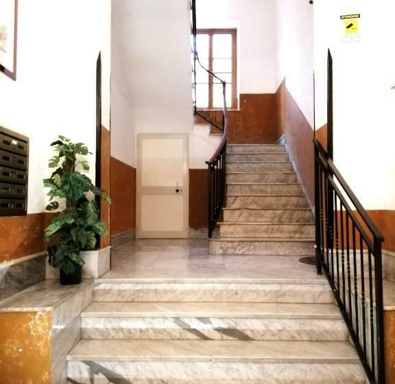 标准间, Guastella House