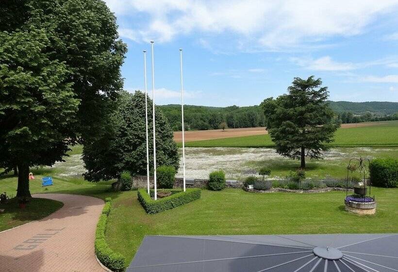 Номер Комфорт, Château La Fleunie  Hôtel Et Restaurant