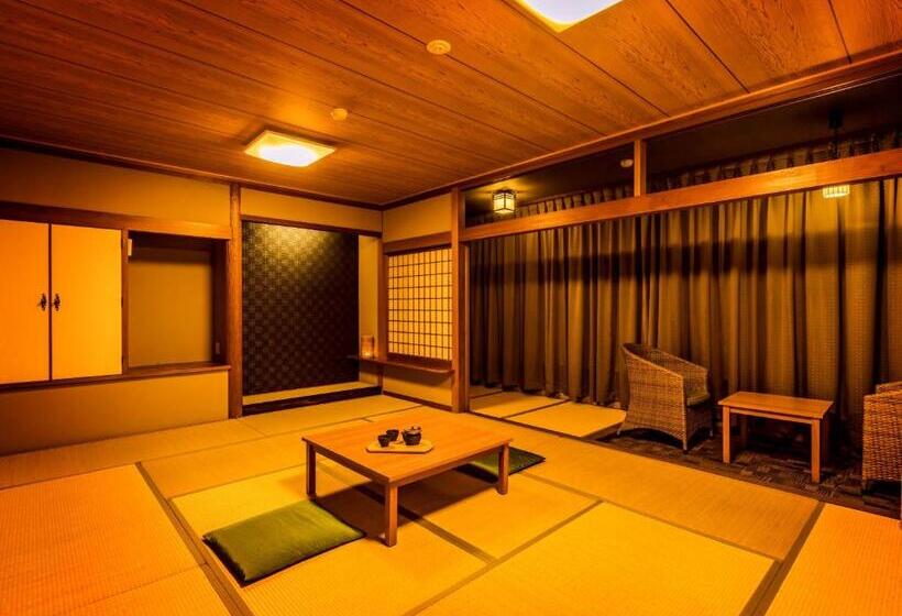 标准间, Taoya Shirahama Senjyo