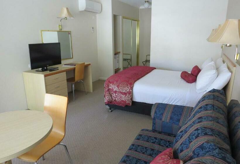 Номер Комфорт, Oxley Motel
