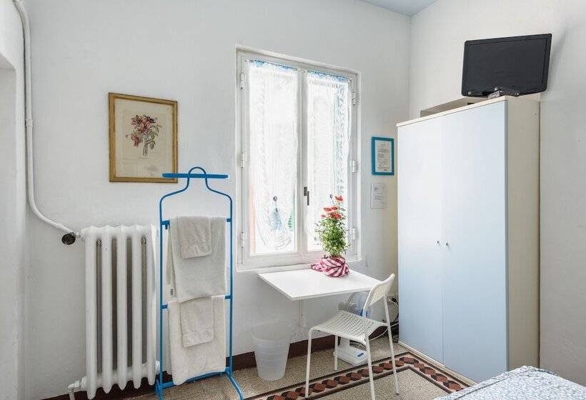 اتاق استاندارد با سرویس بهداشتی مشترک, Casa Di Osio
