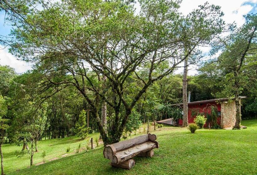 샬레, Pousada Jardim Das Montanhas