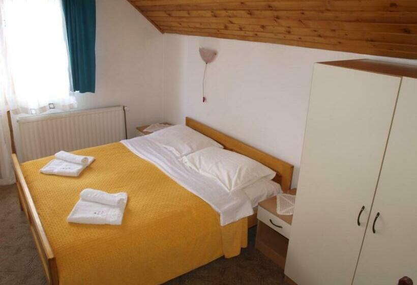 اتاق استاندارد یک نفره, Guesthouse Ukus Durmitora