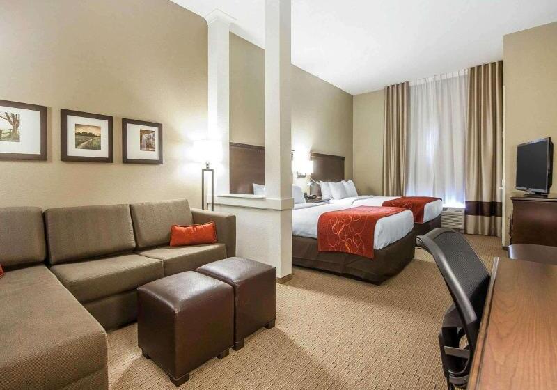 Quarto Estandar, Mia City