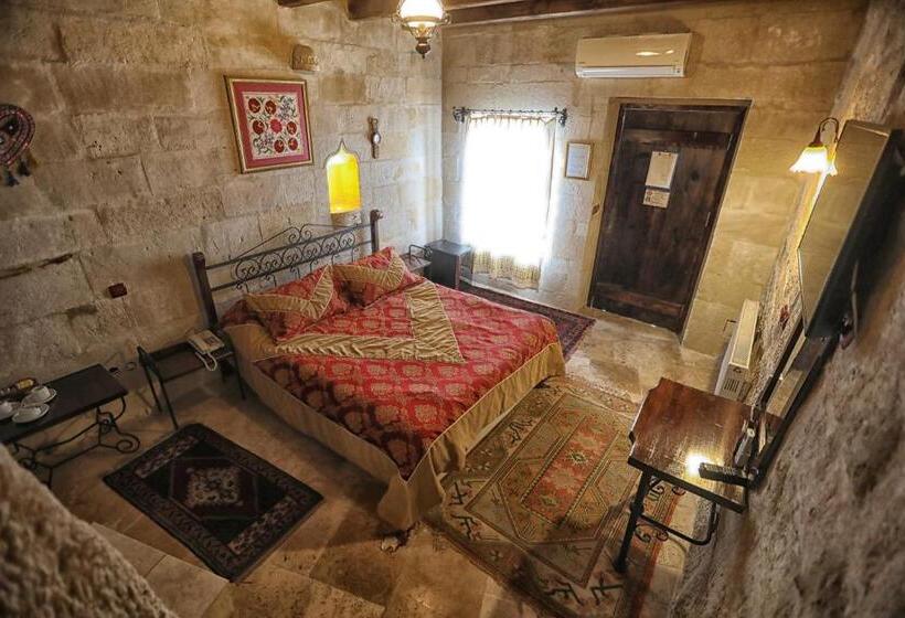 اتاق لوکس, Century Cave