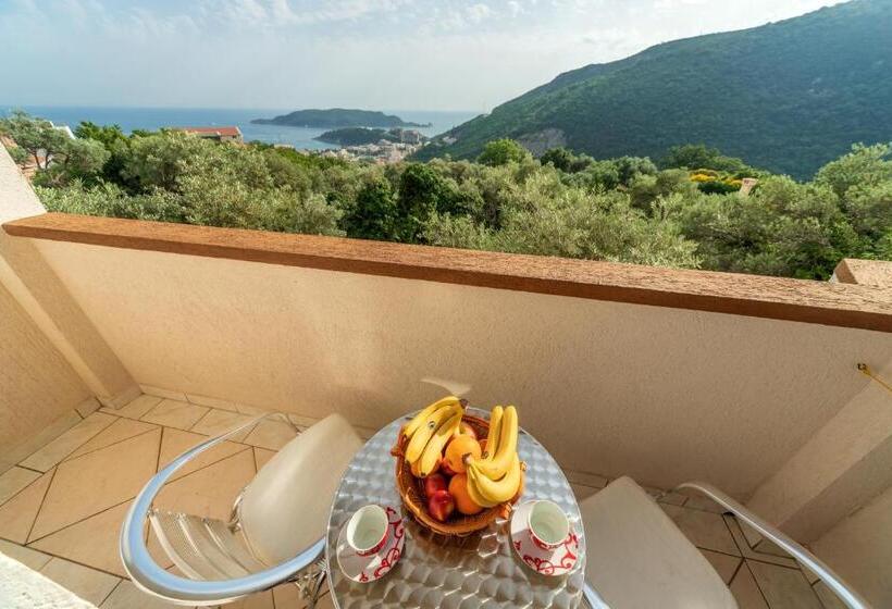 Triple Room Sea View, Villa Kruna Lux