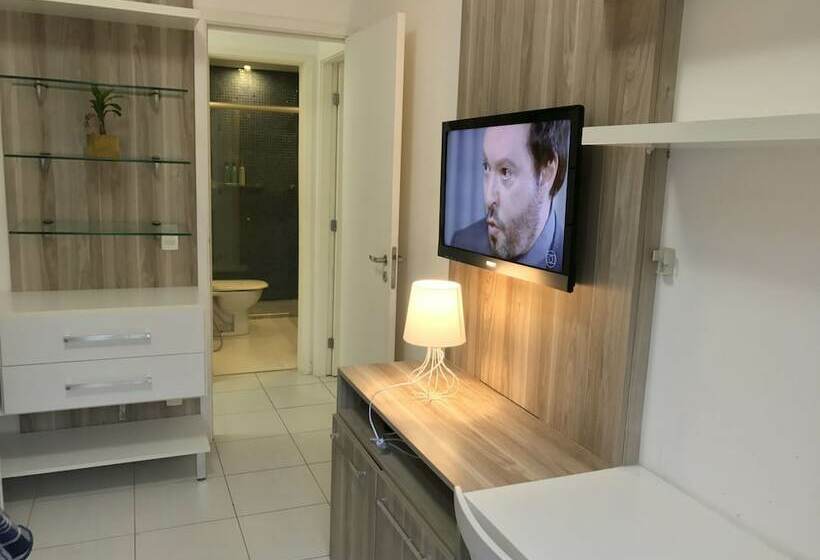 Апартаменты 1 Спальня Нижний Этаж, Beach Living, Frente Mar, 400m Do B Park