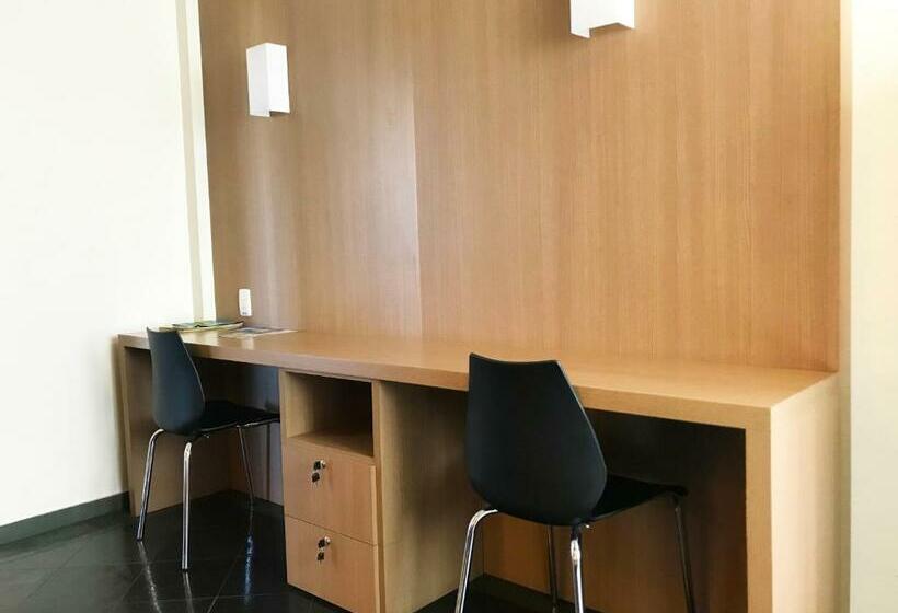 Апартаменты 1 Спальня, Sete Lagoas Residence