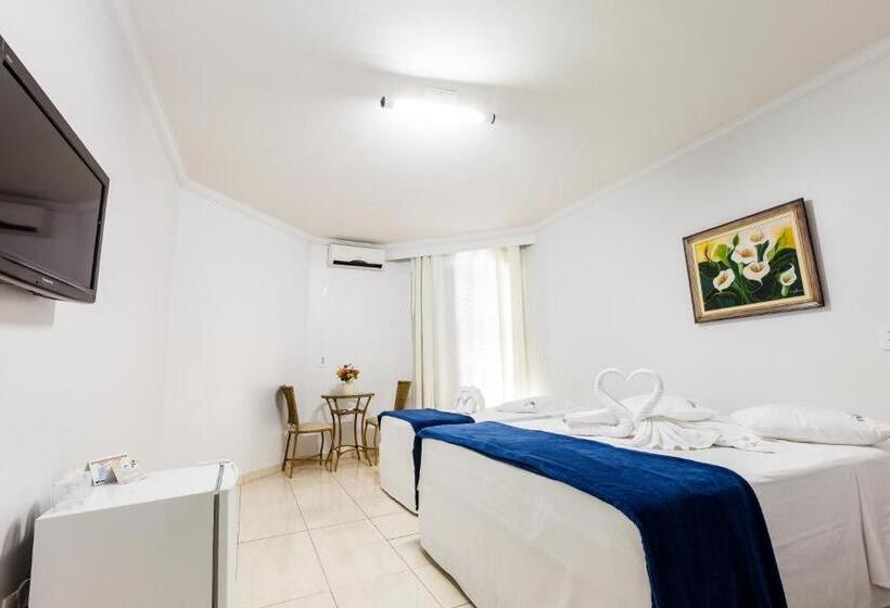 اتاق لوکس چهار تخته, Caldas Park & Hotel Caldas Novas