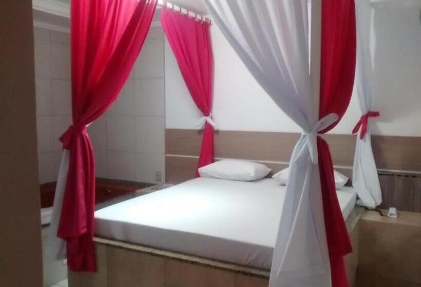 סוויטה דלוקס, Classic Hotel E Motel