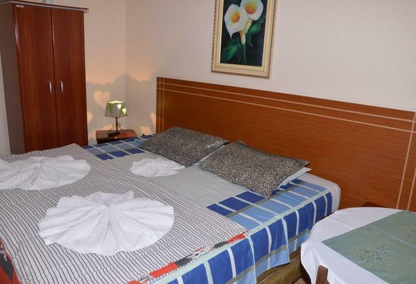 발코니 디럭스 룸, Pousada Hotel Casarão