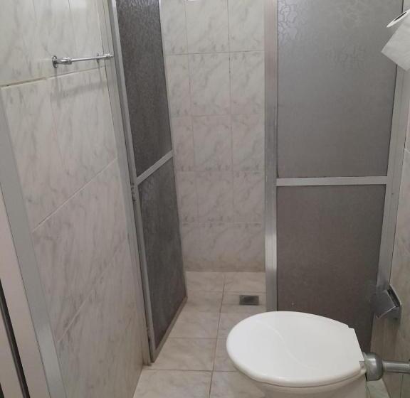 Quarto Estandar, Vitoria Andradina