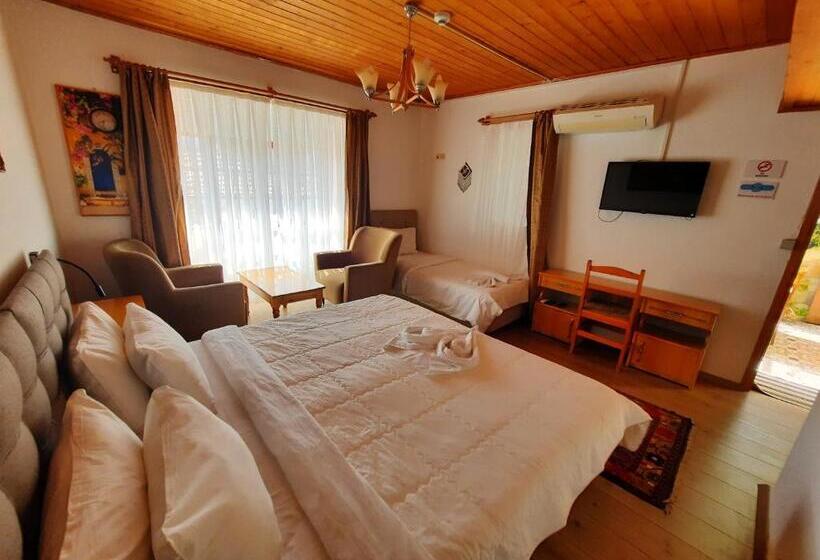 Номер Deluxe, Ali Baba's House