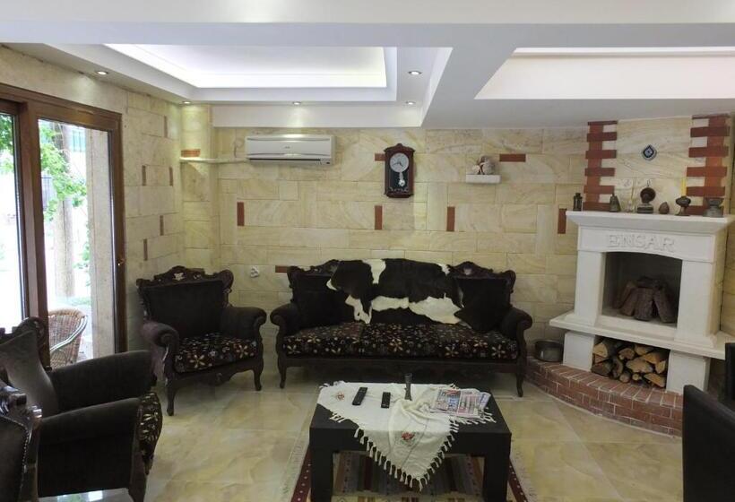 اتاق استاندارد, Foca Ensar