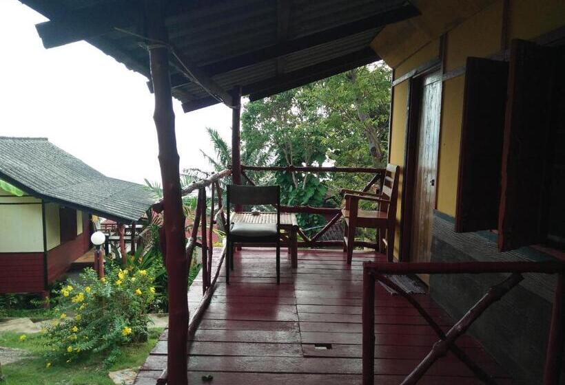 스탠다드 방갈로, Golden Beach Resort Koh Phangan
